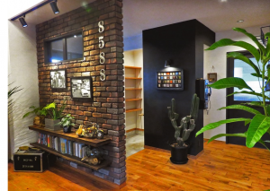 玄関＆リビング